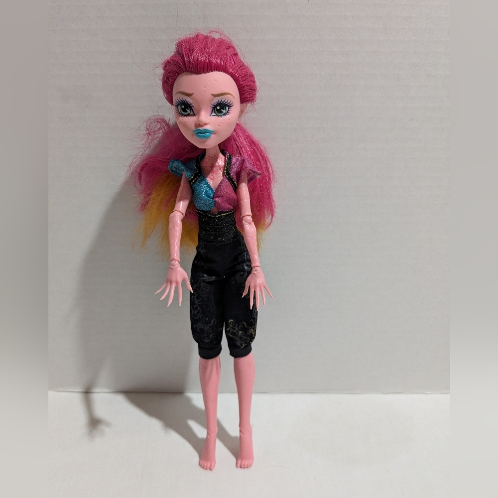 Monster High Gigi Grant 13 Wishes Doll 2012 Outfit Mattel